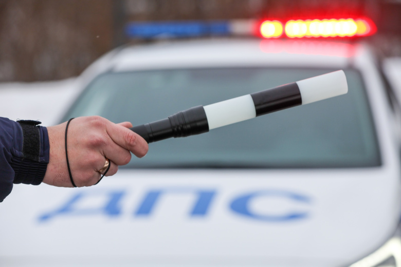 Какие документы проверяет гаишник: что стоит показать сотруднику ГИБДД