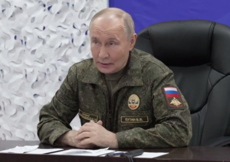 «Преступная группировка»: Путин высказался о руководстве Украины