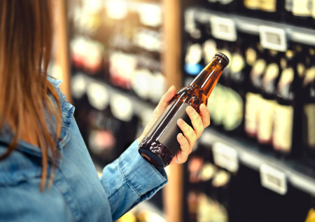 Загадочная девушка появилась в деле о покушении на офицера Минобороны РФ