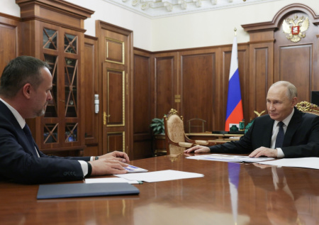 В Минтрансе раскрыли, когда беспилотные грузовики поедут по трассе М-12