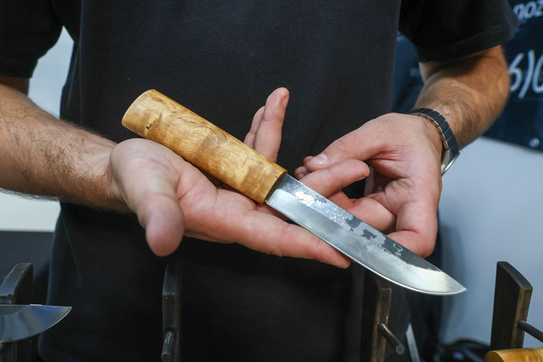 Практичный нож для охоты: как выбрать надежного помощника в лесу и на воде