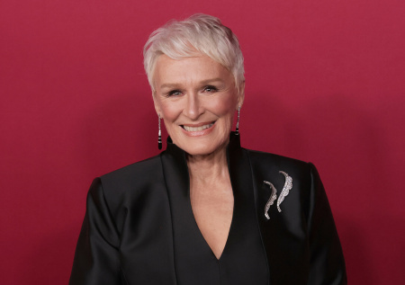 Легендарная актриса поддержала Кардашьян после провала сериала