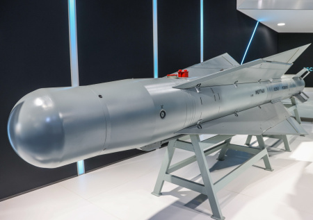 Раскрыты особенности способной пробивать бункеры авиабомбы