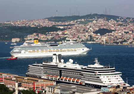 Круиз превратился в плен для российских туристов