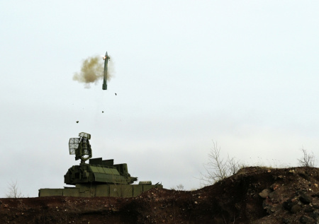 Теракт на ж/д, удар по ЛЭП, блэкаут под Ростовом: ВСУ атакуют РФ 21 ноября