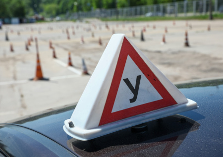 Автоэксперт рассказал об использовании ИИ при сдаче на права