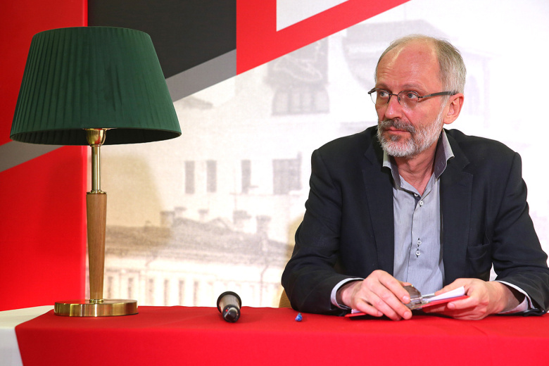 Александр Гордон