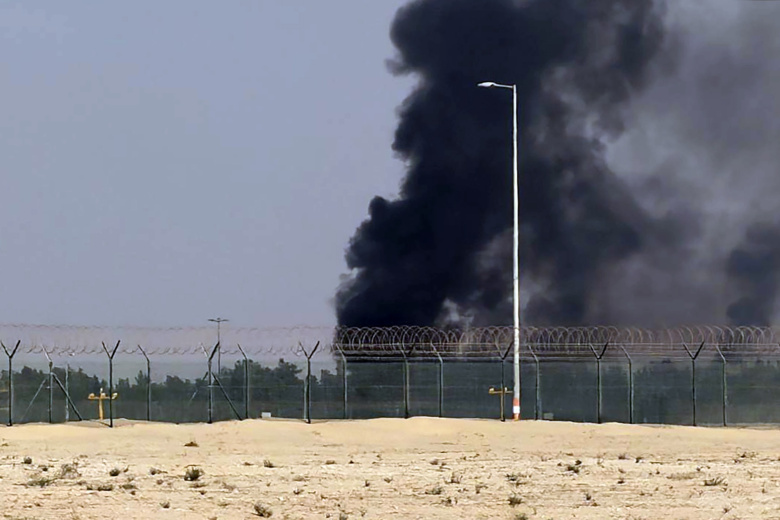 Крушение самолета на авиасалоне Dubai Airshow 2025