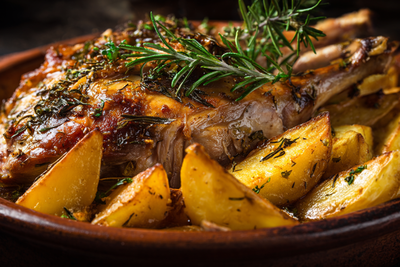 Картофель, пропитанный соками кролика, — стоит попробовать