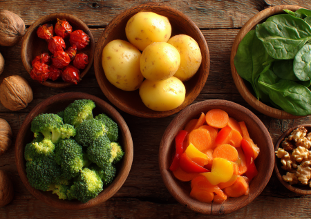 Диетолог перечислила продукты, укрепляющие здоровье зубов