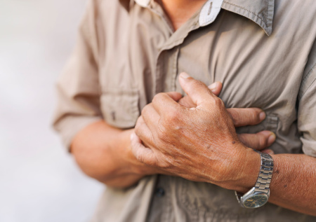 Врач напомнил о смертельной опасности курения