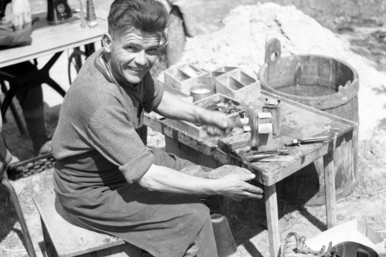 Когда отмечают День сапожника?