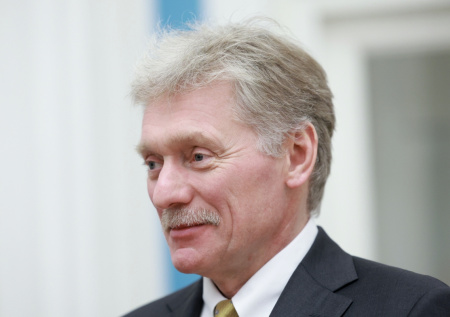 Песков ответил, прекратила ли Россия контакты с США