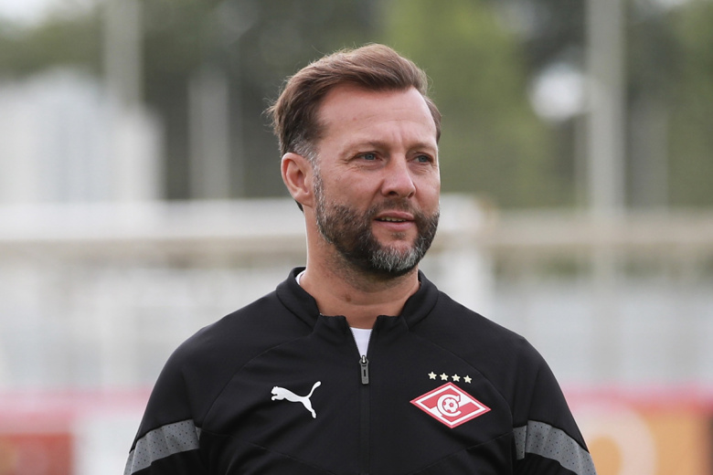 Вадим Романов