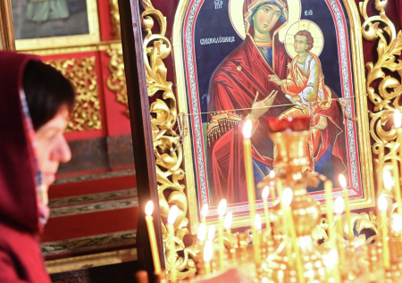 Названа икона, у которой нужно просить семейного благополучия