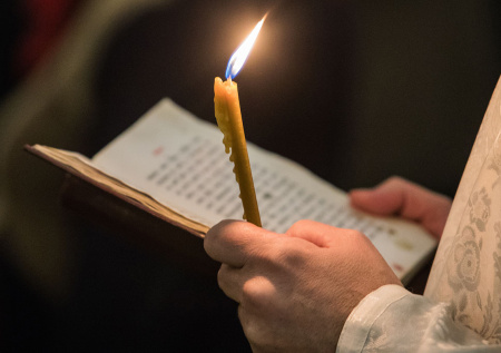 Россиянам объяснили, кому молиться для защиты от зла