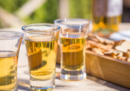 Нарколог предупредил об неочевидной опасности алкоголя