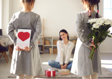 Флорист поделилась секретами идеального букета ко Дню матери