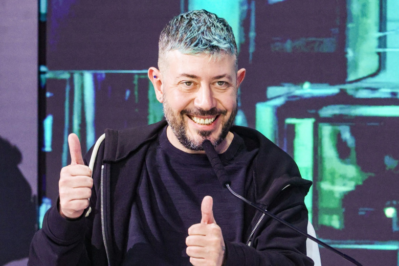 Артемий Лебедев