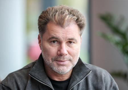 Писатель Олег Рой одной фразой оценил состояние покинувшей РФ Пугачевой