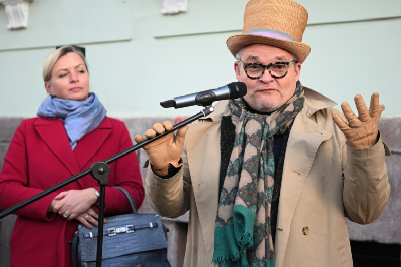 Александр Васильев