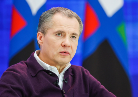 Гладков высказался по поводу участия его родни в «тюльпановой империи»