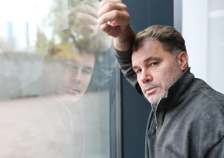 Писатель Рой объяснил, зачем иноагент Быков покинул Россию