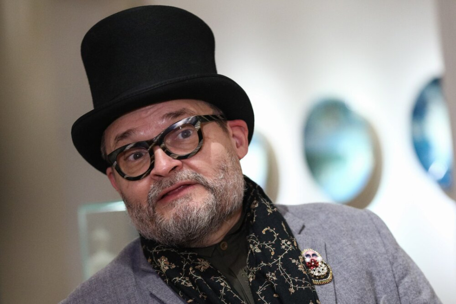 Александр Васильев