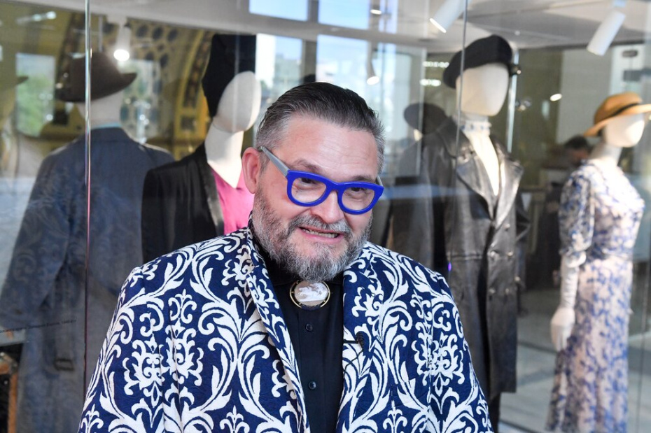 Александр Васильев