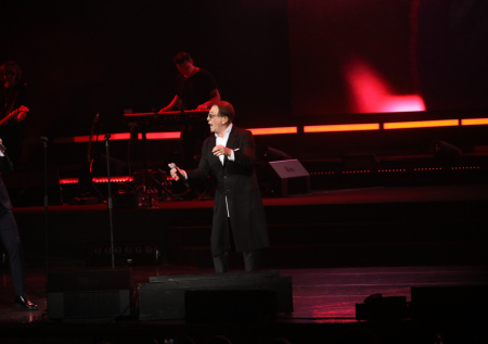 «Это вам показалось»: Лепс отреагировал на миллионные гонорары Кадышевой