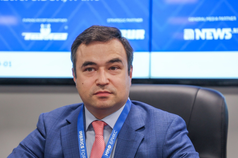 Директор дивизиона «Электронная коммерция и партнерства» ООО «СИБУР» Владимир Зимовцев