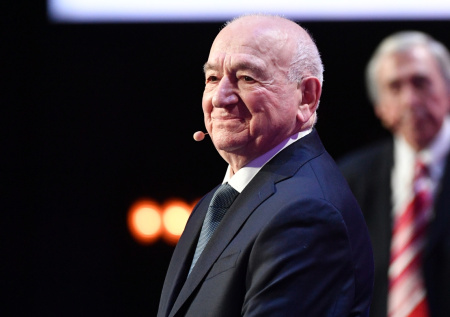 Дегтярев отметил значимость Симоняна для отечественного спорта