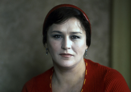 «Мне на вас плевать»: племянница Мордюковой о скандале из-за ее могилы