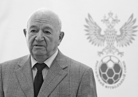 Умер легендарный футболист сборной СССР
