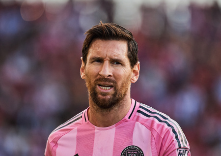 Впервые в истории футболист совершил 1300 полезных действий за карьеру