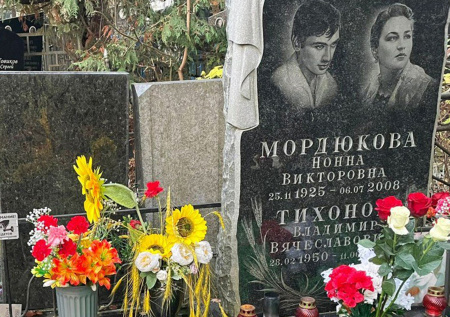 Грызня родственников Мордюковой. Из-за чего ругаются, при чем тут могила