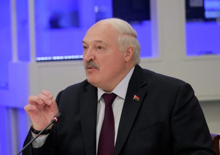 Лукашенко заявил о скором завершении «тягомотины» на Украине