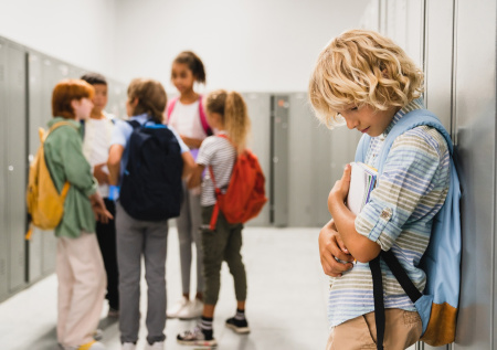 Психолог перечислила главные признаки школьного буллинга