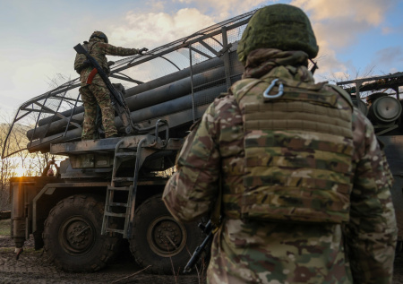 Жертвы в Таганроге, тактика стаи, теракт в храме: ВСУ атакуют РФ 25 ноября