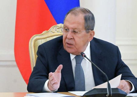 «Провальная политика»: Лавров объяснил выходки европейских соседей
