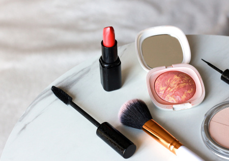 Итальянец три года прятал мумию матери, щеголял в ее платье и красил губы