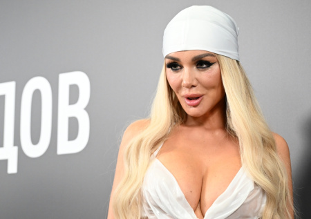 Анну Седокову обвиняют в мошенничестве. Что известно, ее посадят?