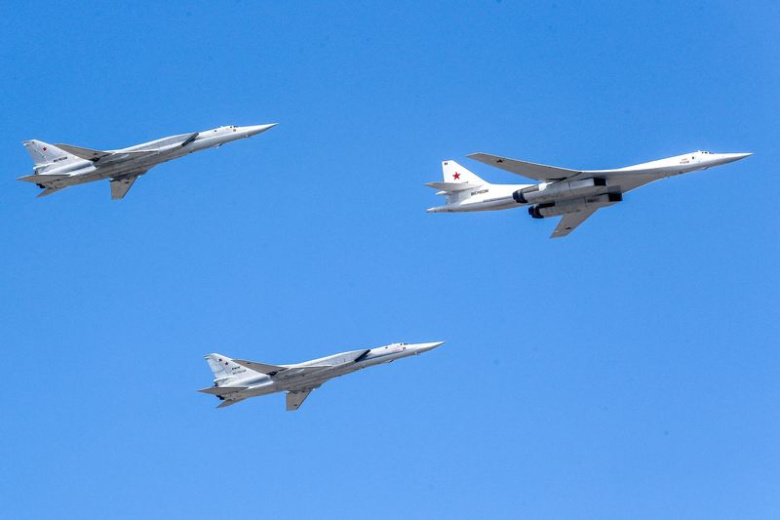 Ракетоносцы Ту-160