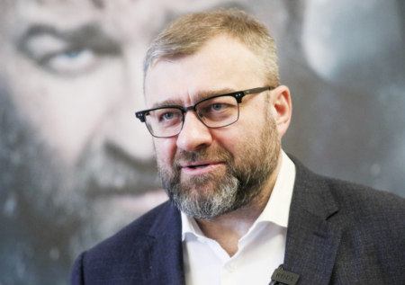 Многомиллионные доходы, долги, слова об СВО: как живет Михаил Пореченков