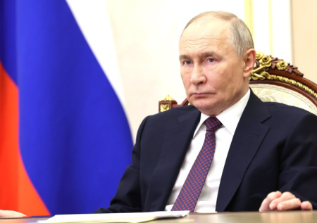 «Проучите их»: основатель Megaupload обратился к Путину