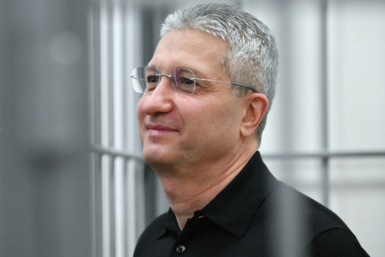 Тимур Иванов