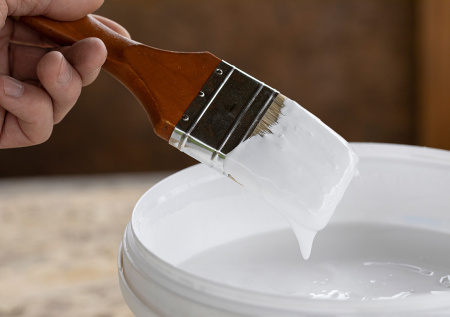 Раскрыто, к чему может привести запах краски из квартиры во время ремонта