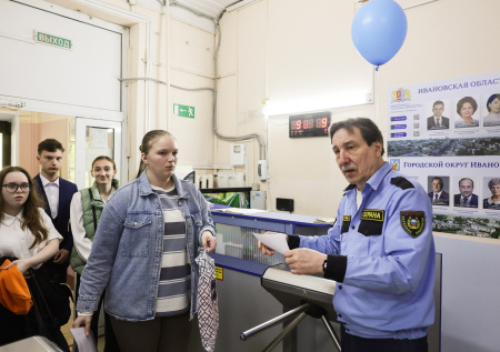 В Госдуме раскритиковали идею использовать биометрию для входа в школы