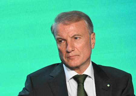 Глава «Сбера» назвал равновесный диапазон курса доллара