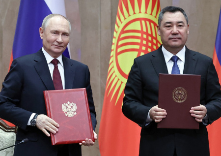 В Бишкеке состоялись переговоры Путина и Жапарова